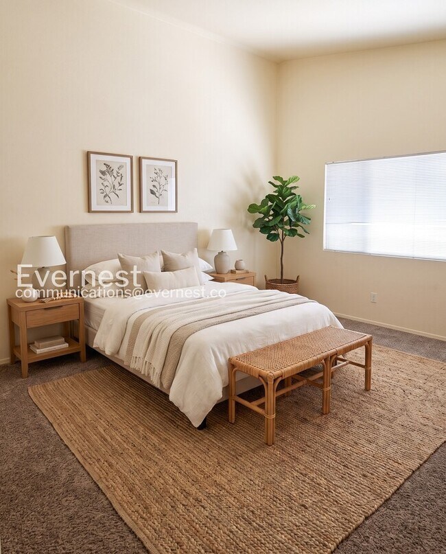 Photo - 3 Bed, 2 Bath Home with Fenced Yard & Garage / Vouchers Accepted / Available Now!