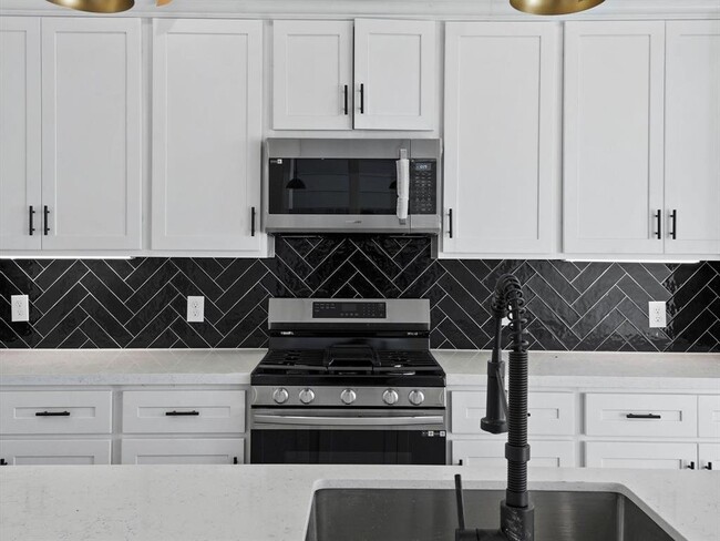 Photo - 4609 Terry St