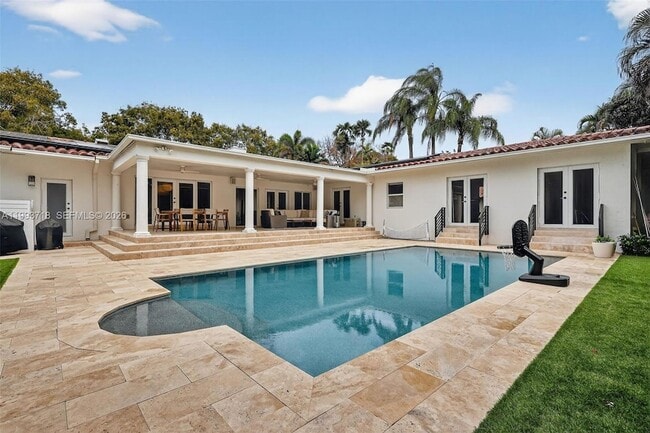 Photo - 3258 Riviera Dr