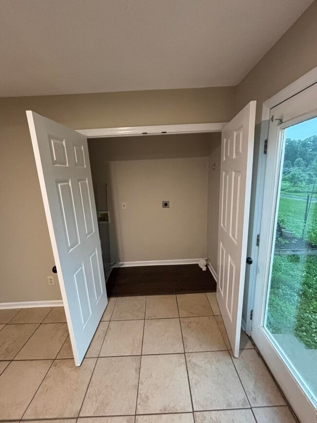 Photo - 2708 Hayden Park Ln
