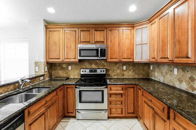 Building Photo - 5103 NW 121st Dr Rental
