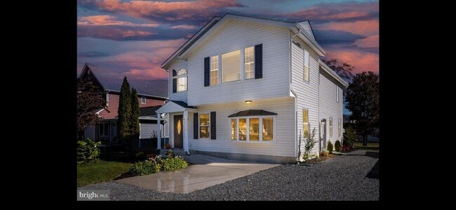 Photo - 9209 Chesapeake Ave