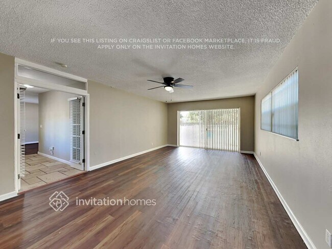 Photo - 5020 Taylor St