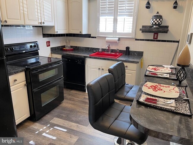 Photo - 5807 Gist Ave