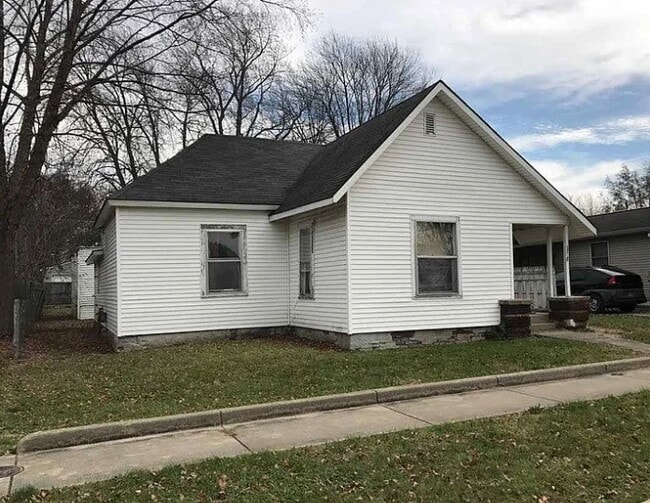 1718 N Lafountain St Unit 1