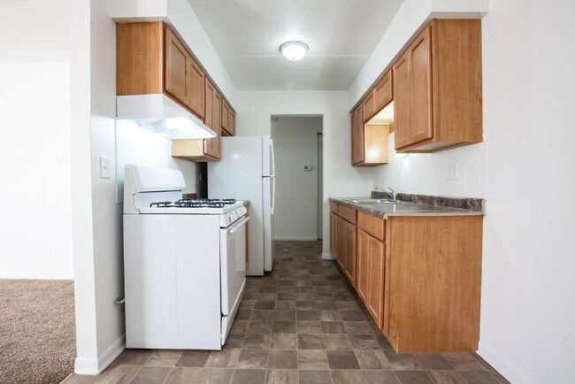 Photo - 10 W 137th ST