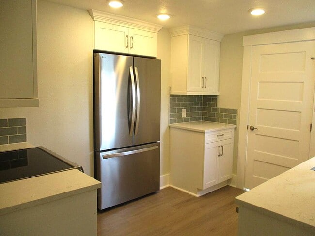 Photo - Charming 2 Bedroom, 1 Bathroom Home with P...