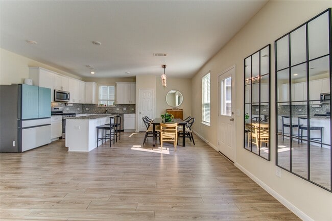 Building Photo - 6706 Hobby Wind Ridge Dr