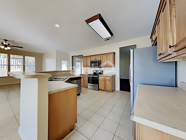 Photo - 7450 Shadow Run Ln