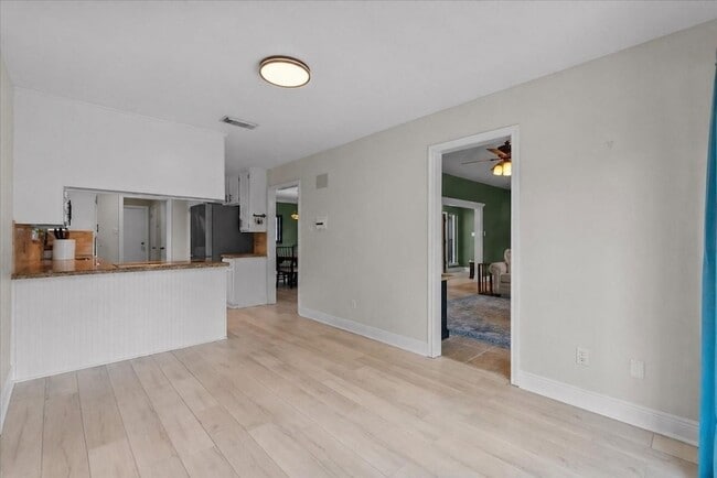 Photo - 1626 Lake Bluff Dr