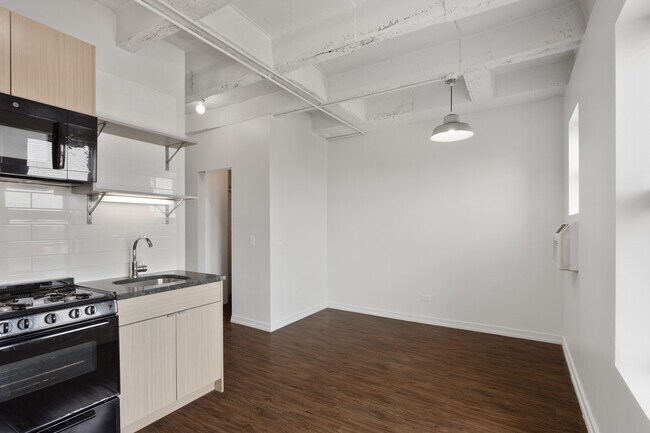 Photo - 1325 W Wilson Ave Unidad 907