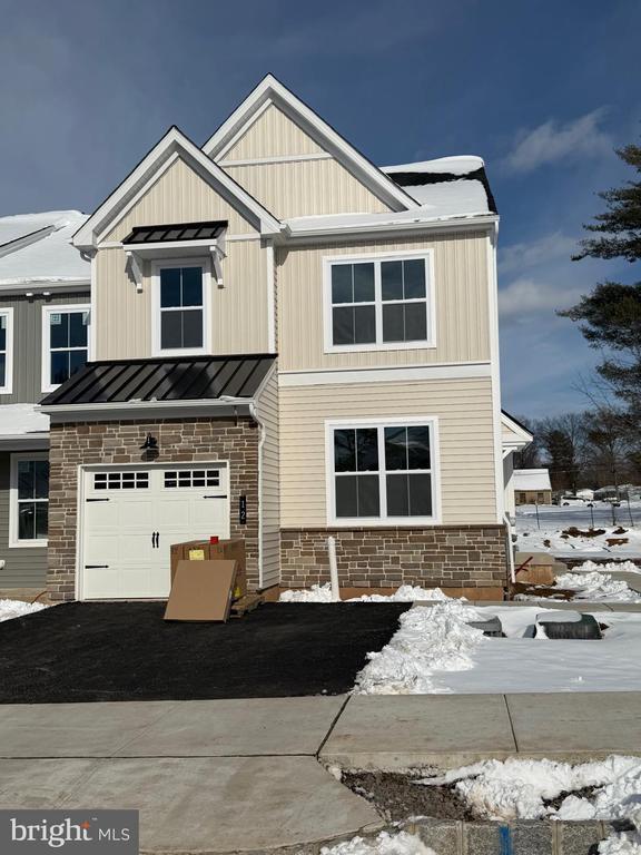 Building Photo - 12 Twelfth St