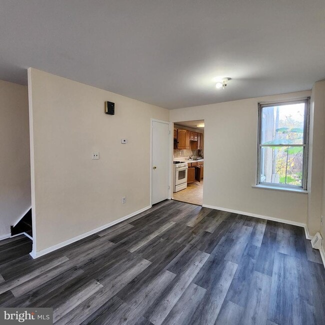 Photo - 2450 N Fairhill St