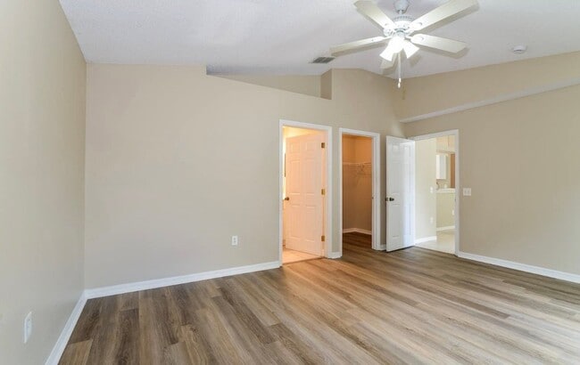 Photo - 575 Eagle Ct Unit 116 iris ct