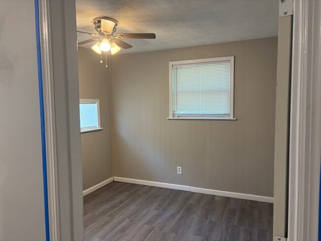 Photo - 124 Englewood Rd