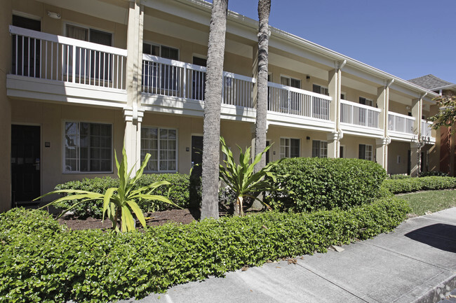 Studio Apartments Tamarac