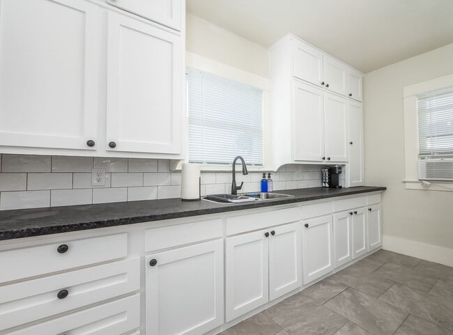 Photo - Cozy 2 bedroom cottage in Tower District