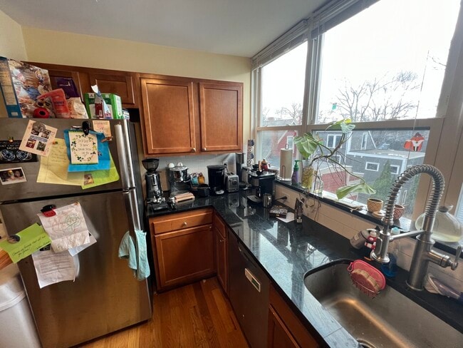 Photo - 332 Beacon St Unit 3