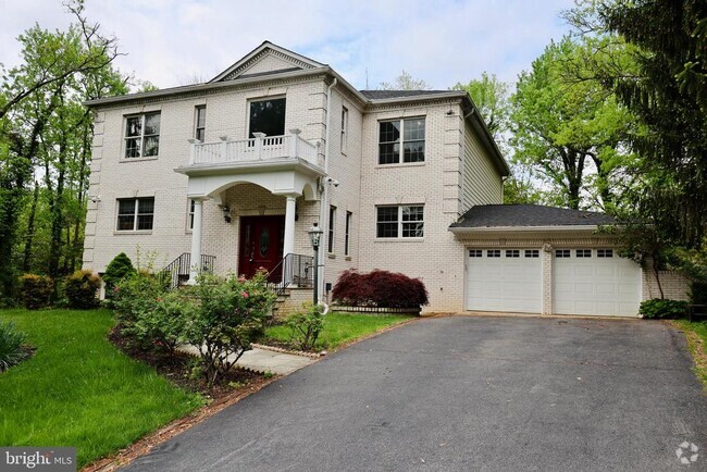 Building Photo - 1310 Forestwood Dr Rental