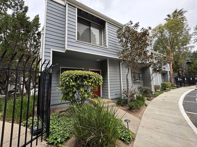 Photo - Sycamore Creek Community in Central Camarillo!