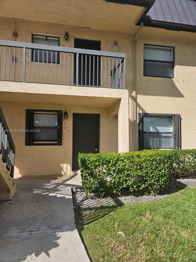 Building Photo - 9101 NW 1st Ct Unit 106