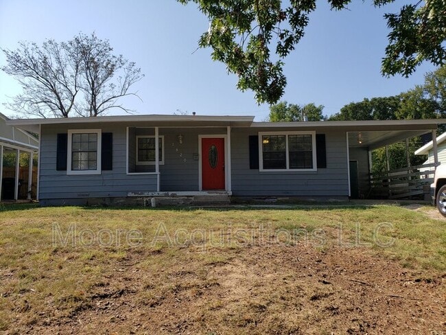 Building Photo - 1820 Meadowlark Ln