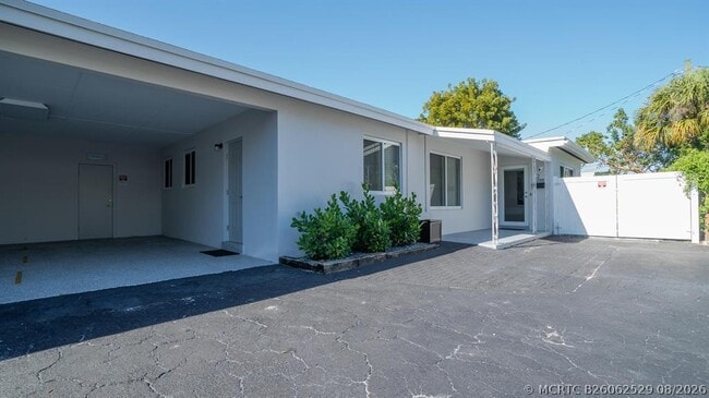 1905 NE 2nd St Unidad 2