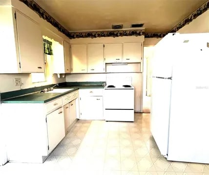 Photo - 2726 Canal Dr N