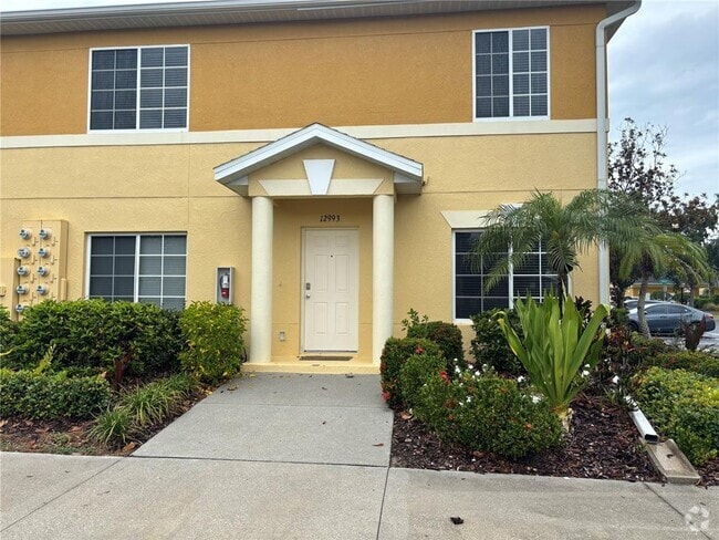 Building Photo - 12993 Coyote Ln Rental