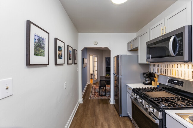 4348 Southern Ave SE Unit Sunny
