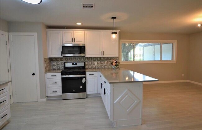 Photo - 4829 Waycross Dr