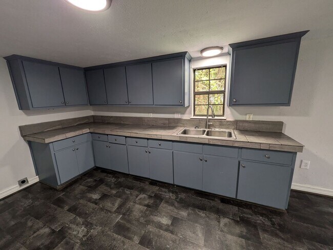 Photo - 1125 N Tannahill St