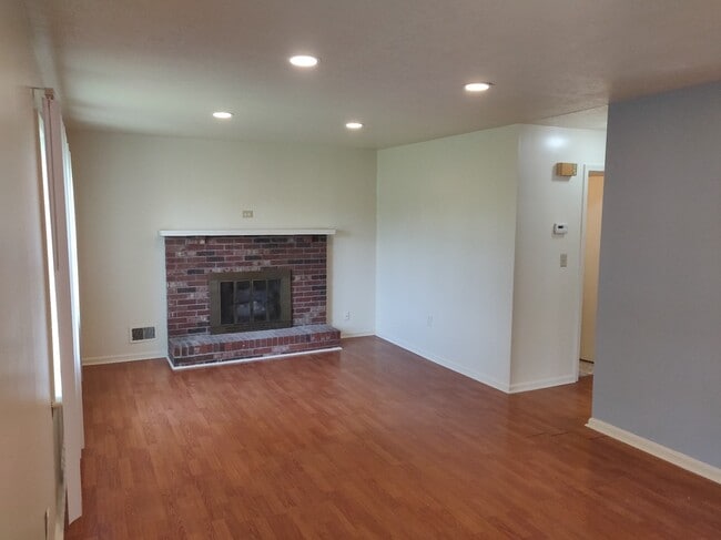 Photo - 3442-3442 Heatherfield Dr Unit 3442