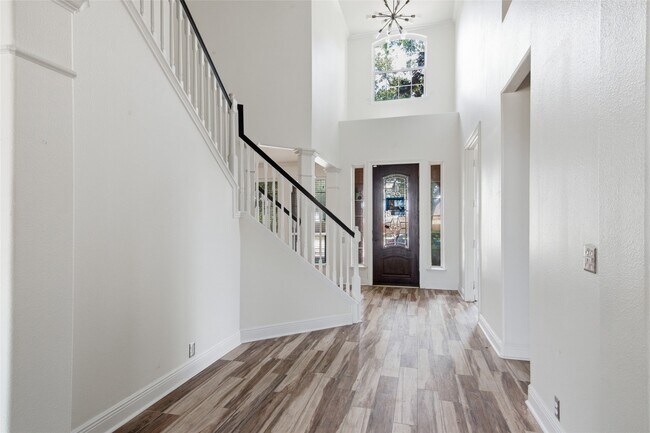 11602 Canyon Mills Dr