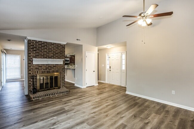 Photo - 7825 Elm Tree Ln