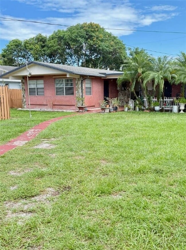 Photo - 4088 SW 51st St Unit C
