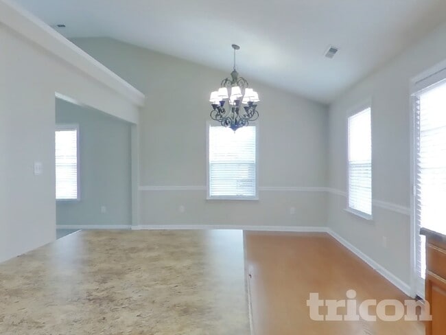 Photo - 2636 Danbury Cir