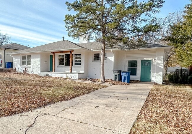 Photo - Midtown Tulsa: Stunning 4 bedroom 2 bathroom home