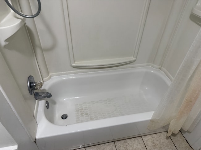 Photo - 417 Grand Blvd Unit B