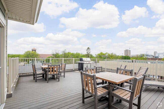 Common Area - Rooftop Deck