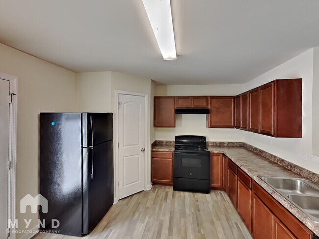 Photo - 2547 Piering Dr