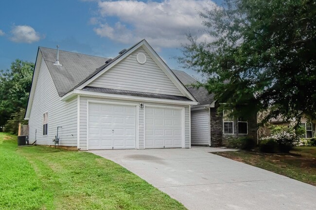 Photo - 60 Lassiter Dr