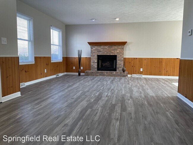 Photo - 3 br, 2.5 bath House - 4616 Lily Lane