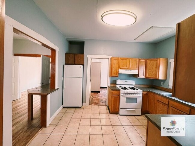 Photo - 4 bed 2 bath Single Family Home