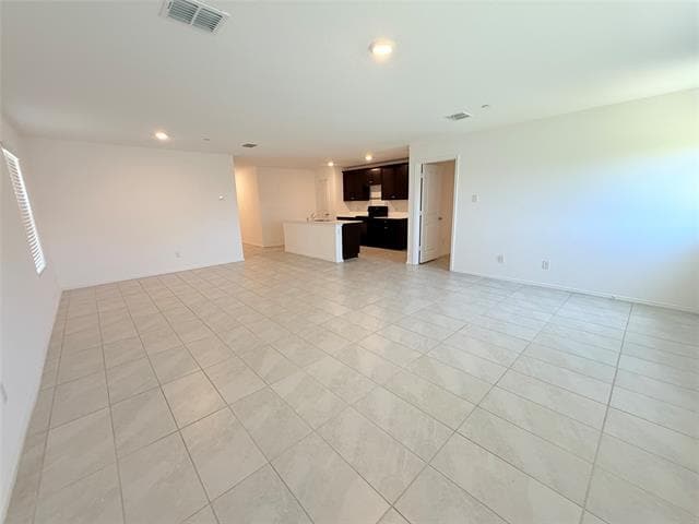 Photo - 127 Lemongrass Dr