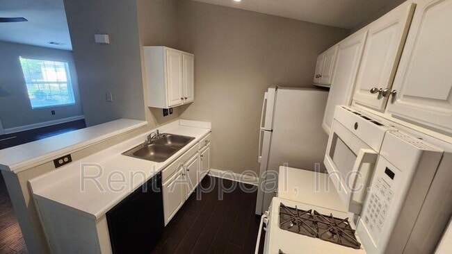 Photo - 1347 Keys Crossing Dr NE