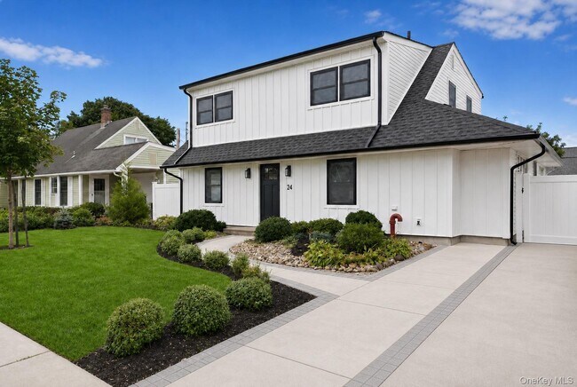 Photo - 24 Crag Ln