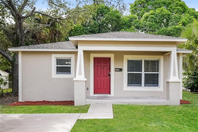 Building Photo - 2427 18th St S