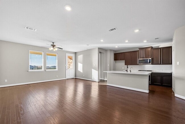 Photo - 2131 Islawild Wy