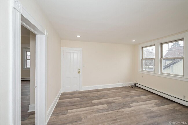 Photo - 36 Tyler Ave